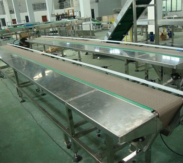 武漢板鏈線與皮帶線怎么選？看產(chǎn)品重量、節(jié)拍和轉(zhuǎn)彎半徑